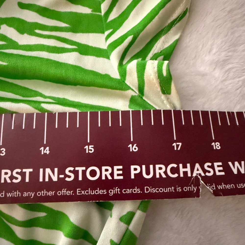 ⭐️3/$20 Trina Turk neon Green White animal print stripe Dress w/tie belt size S - Picture 6 of 7